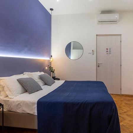 Lovely Guest-Room With Private Bathroom Triëst Buitenkant foto
